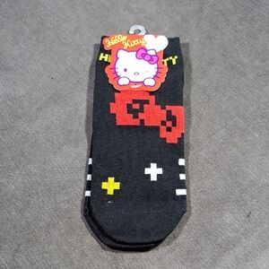 Sanrio Hello Kitty Black Socks with Pixel Illustration Bow NWT US 5-8